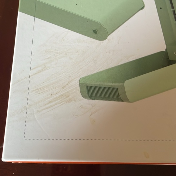 Tech Candy UV Sanitizer - Picture 3 of 13